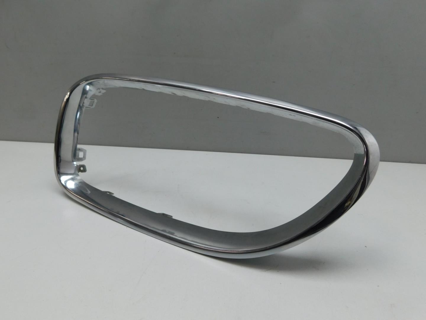 Накладка на решетку радиатора