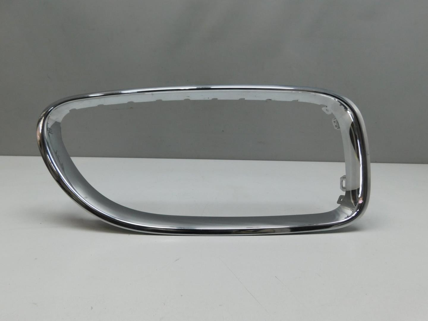 Накладка на решетку радиатора