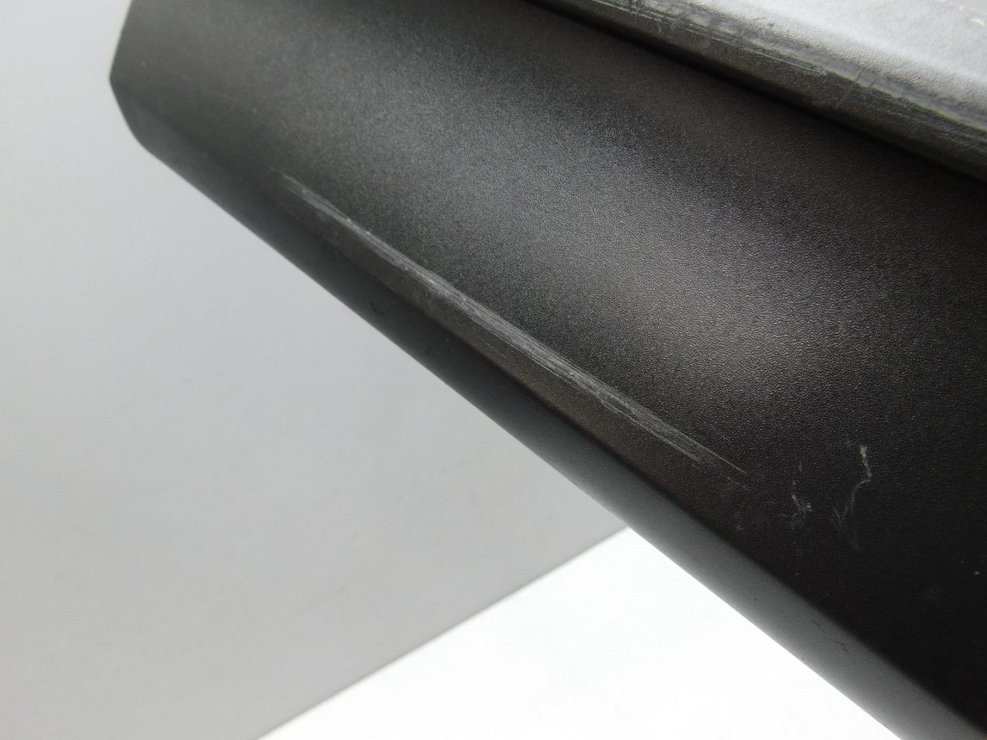 Накладка двери передней правой