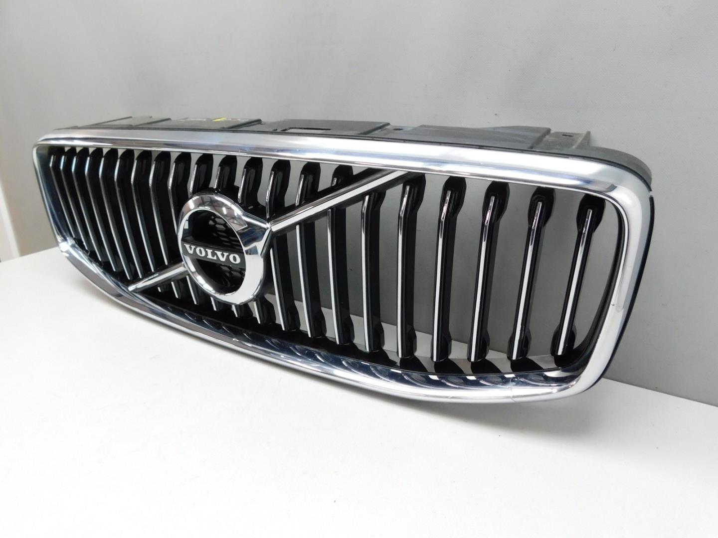 Решетка радиатора