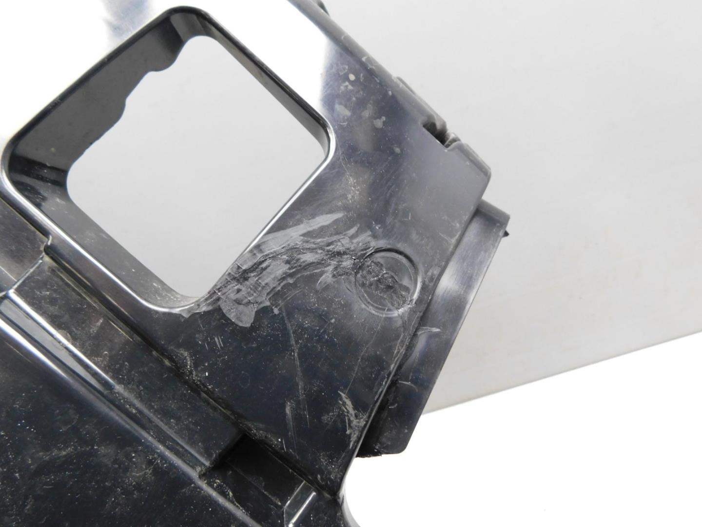 Кронштейн заднего бампера