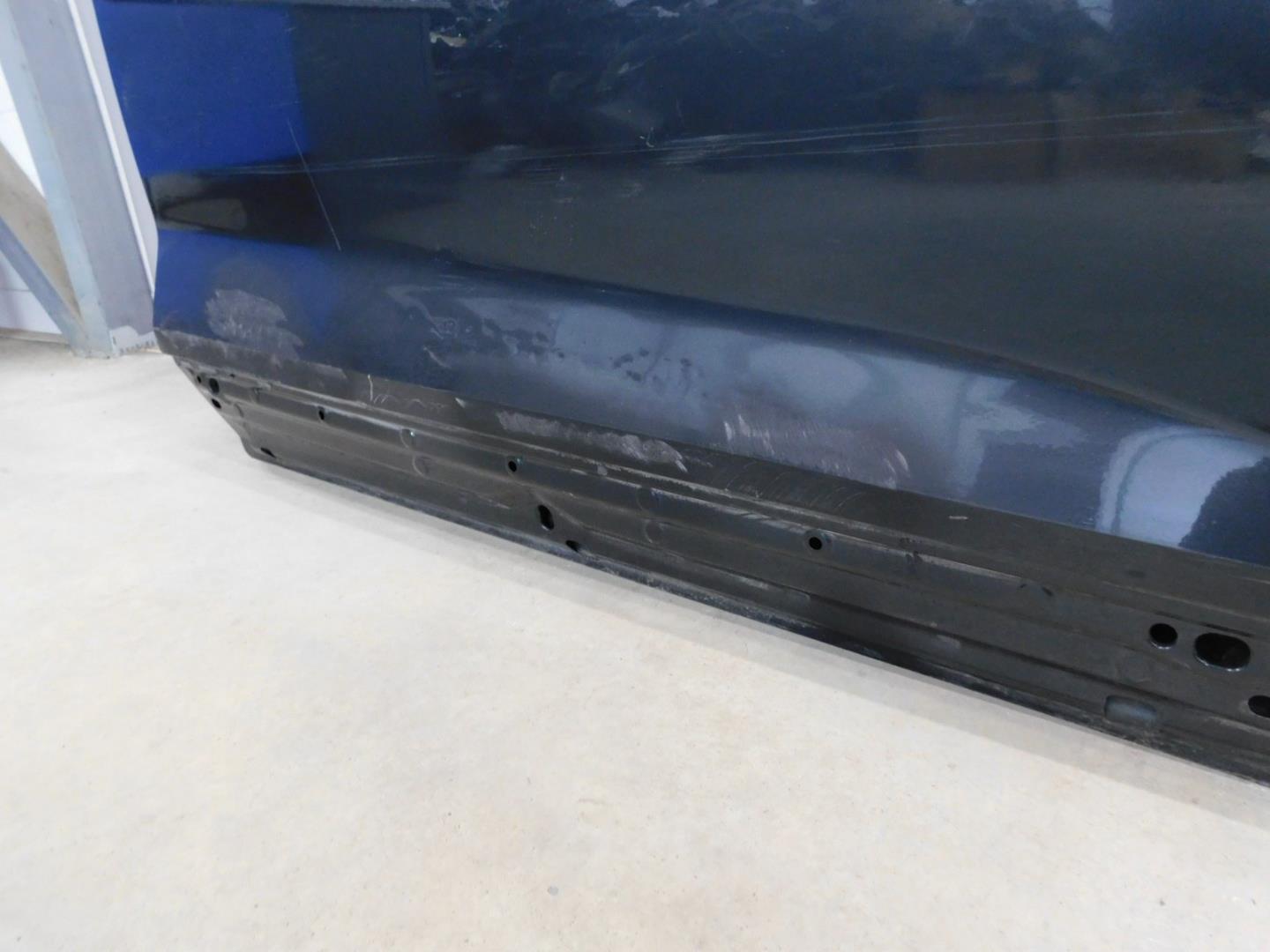 Дверь передняя правая