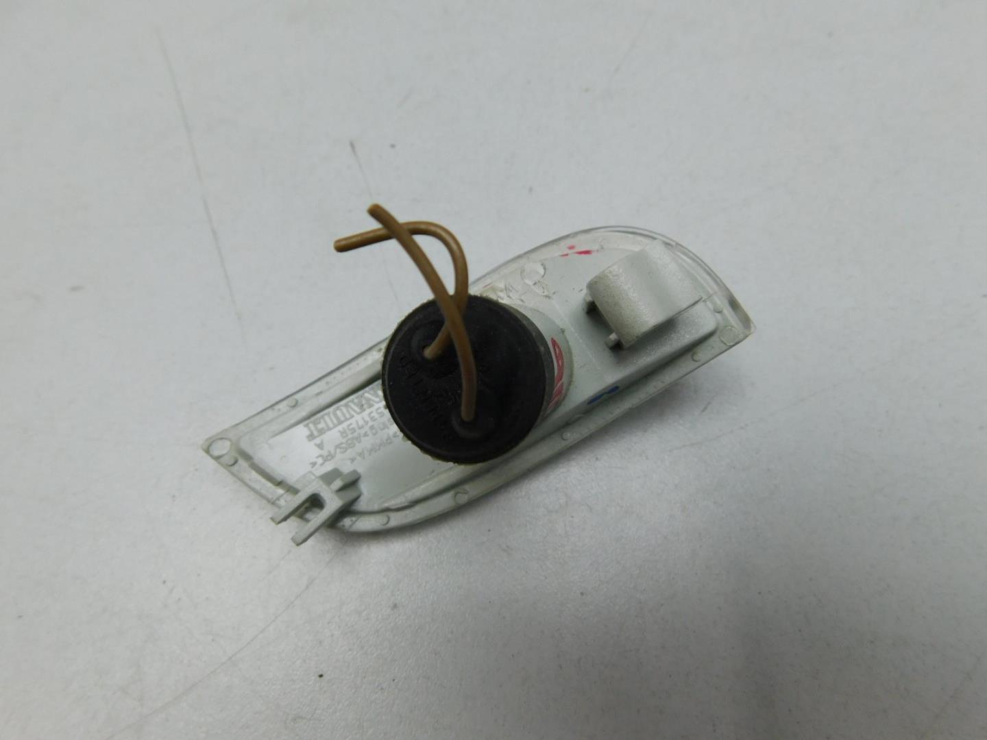 Указатель поворота левый для Duster (HS) 2010-2021