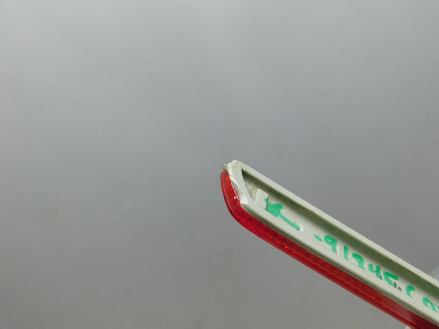 Фонарь задний в бампер левый