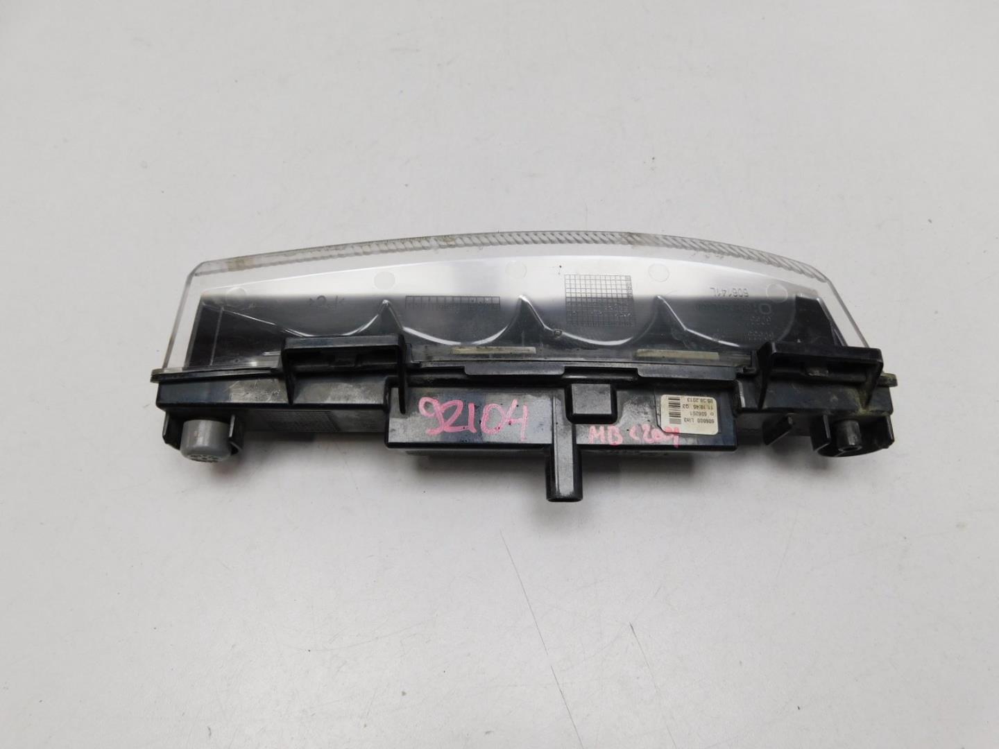 Габарит передний левый