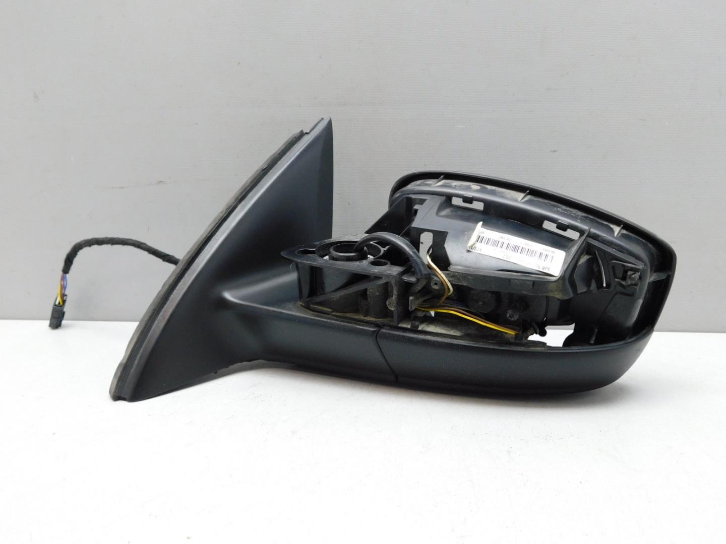 Зеркало левое электрическое