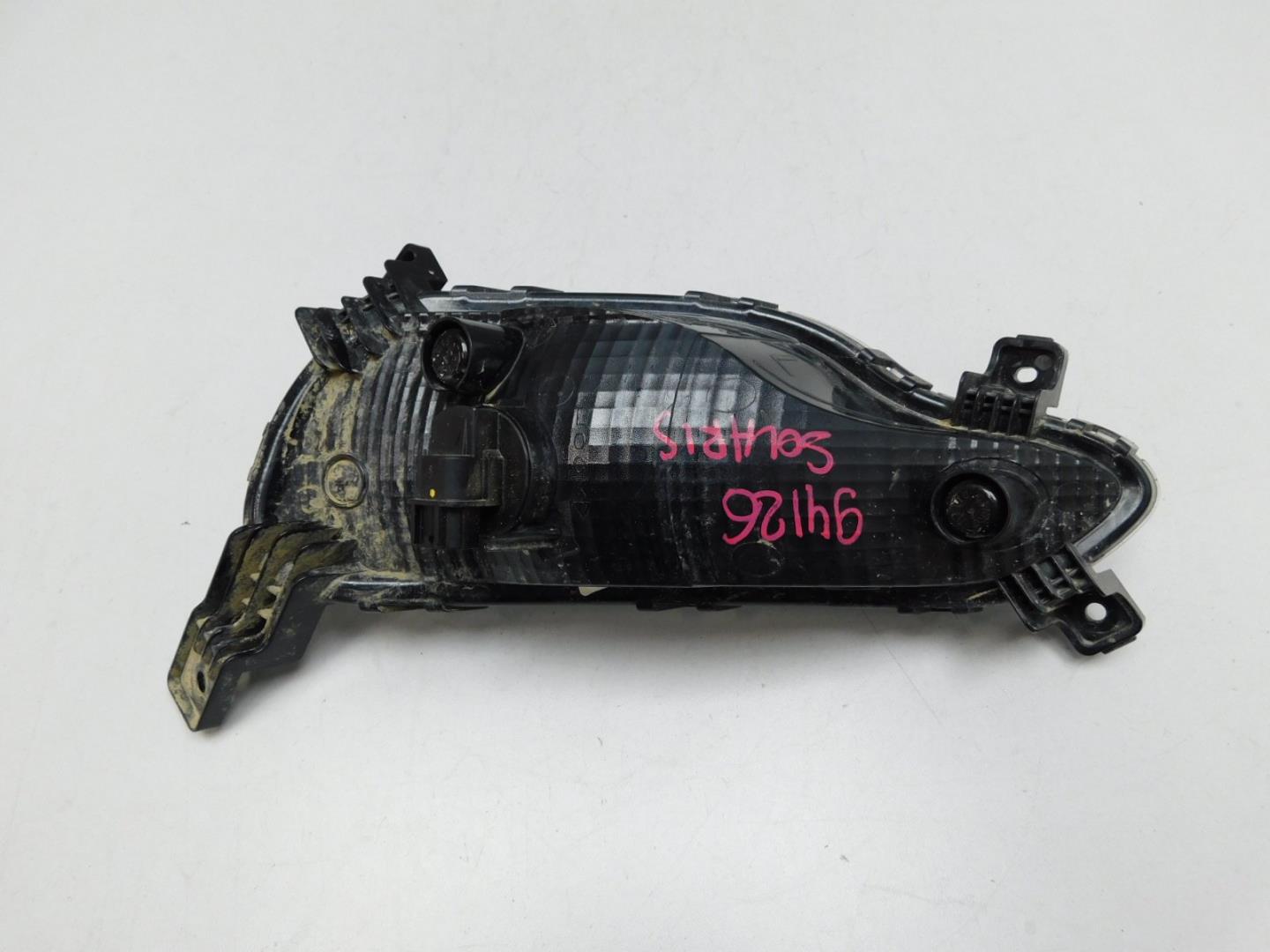 Фара противотуманная левая