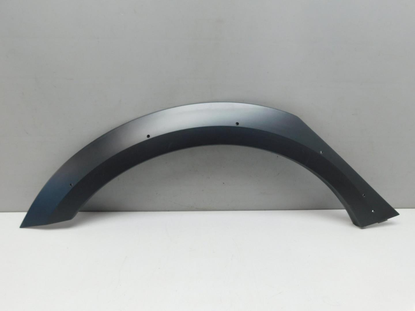 Накладка заднего крыла правого