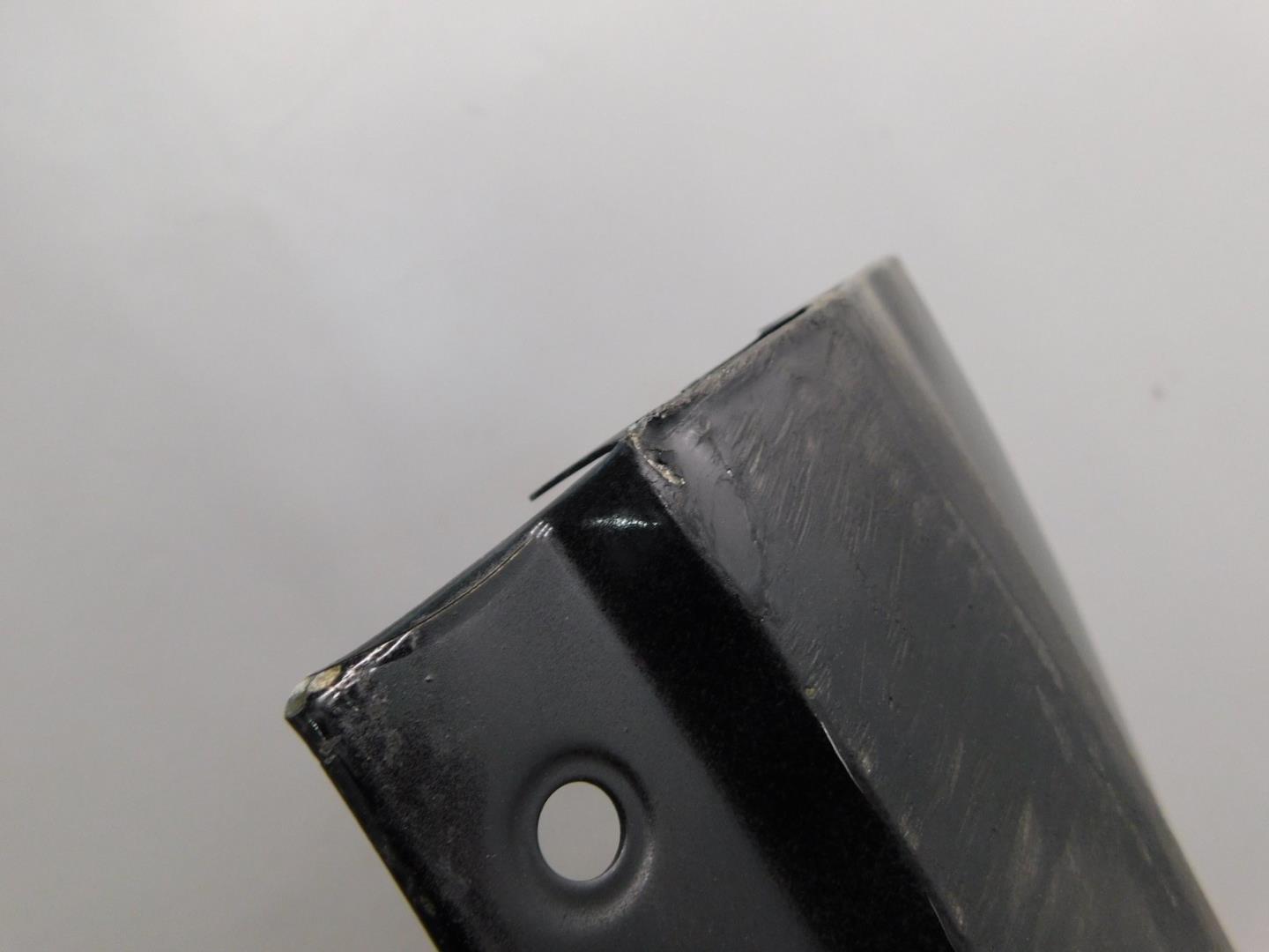 Крыло переднее левое