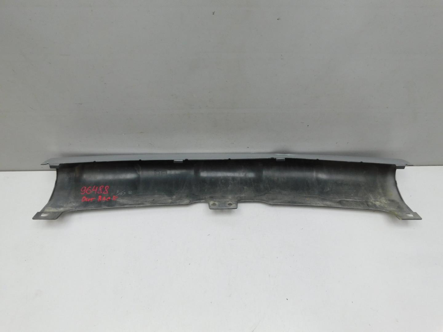 Накладка переднего бампера