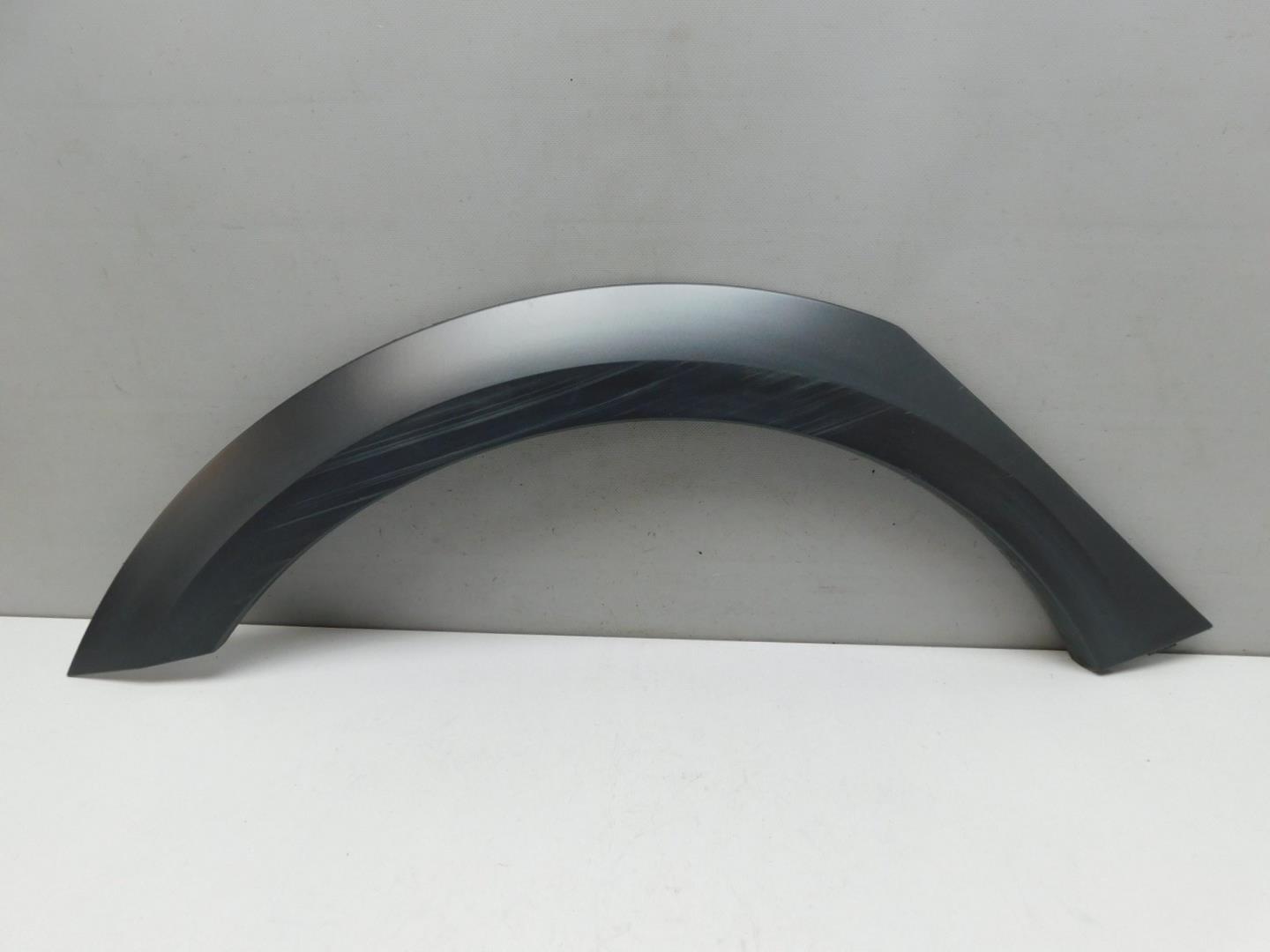 Накладка заднего крыла правого