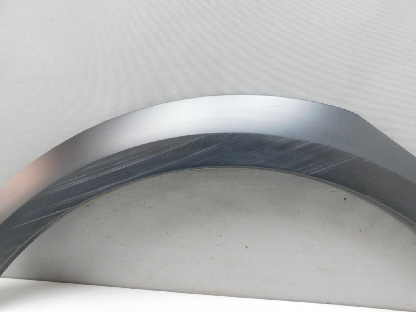 Накладка заднего крыла правого