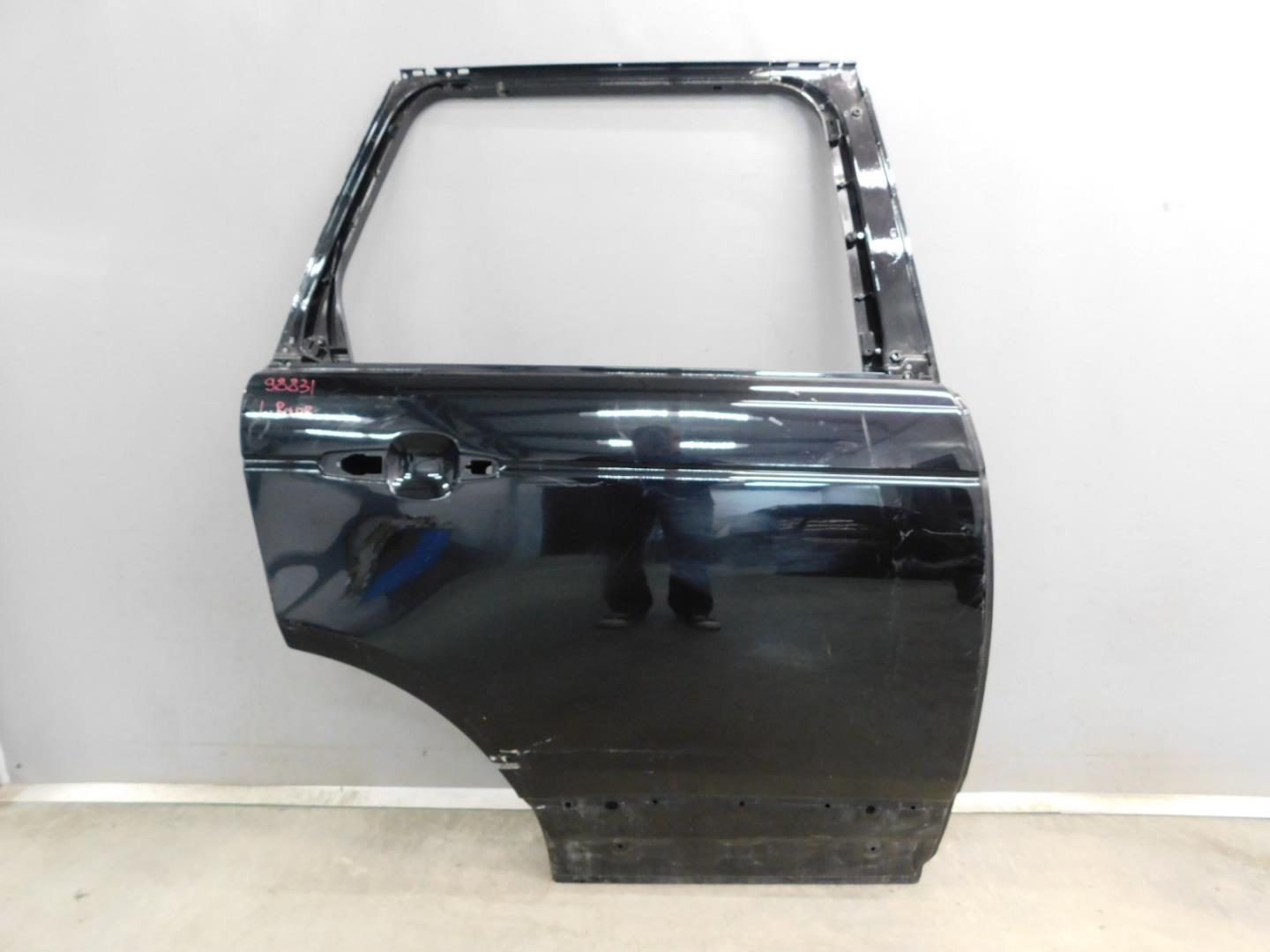 Дверь задняя правая