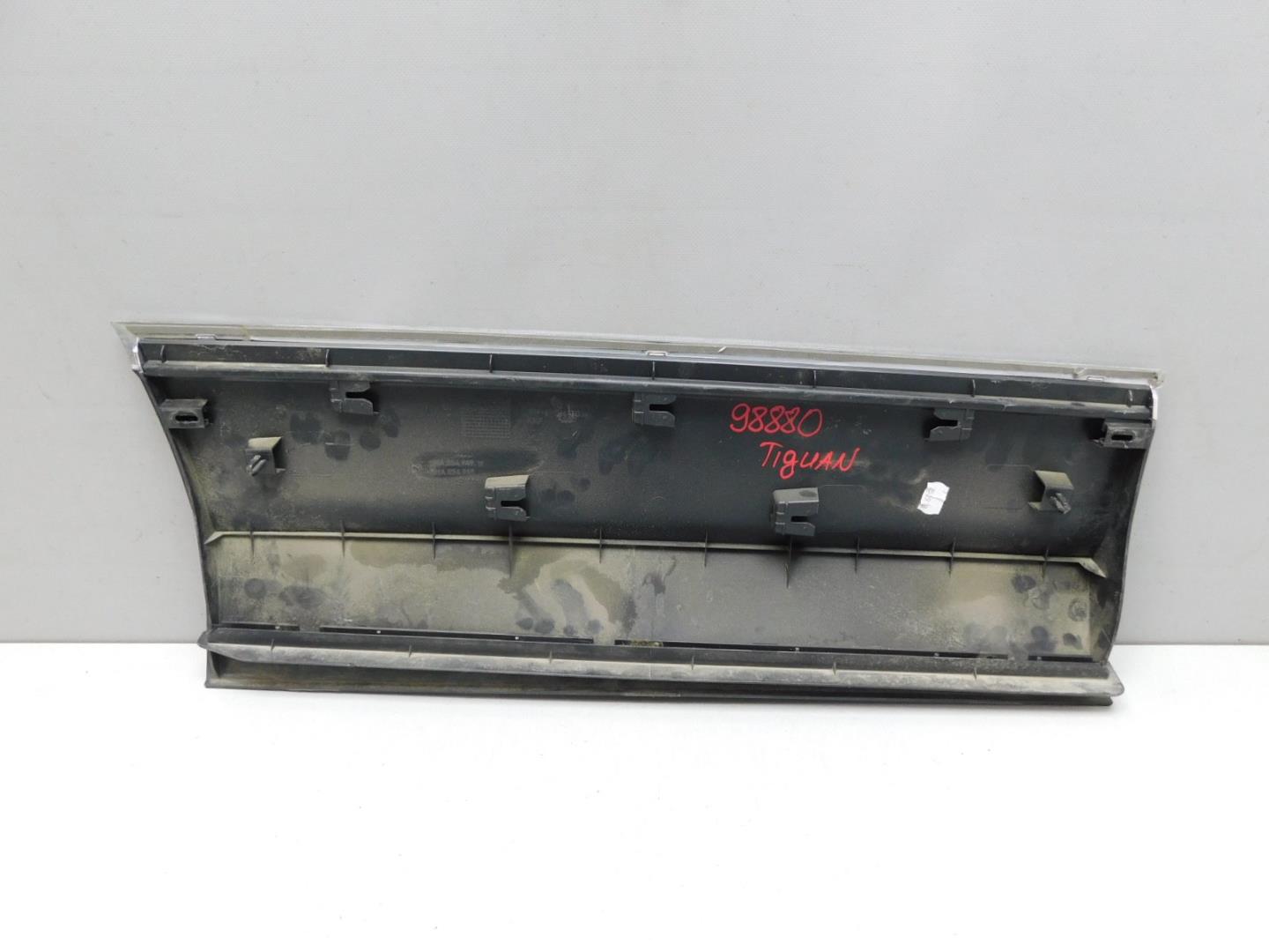 Накладка двери задней левой