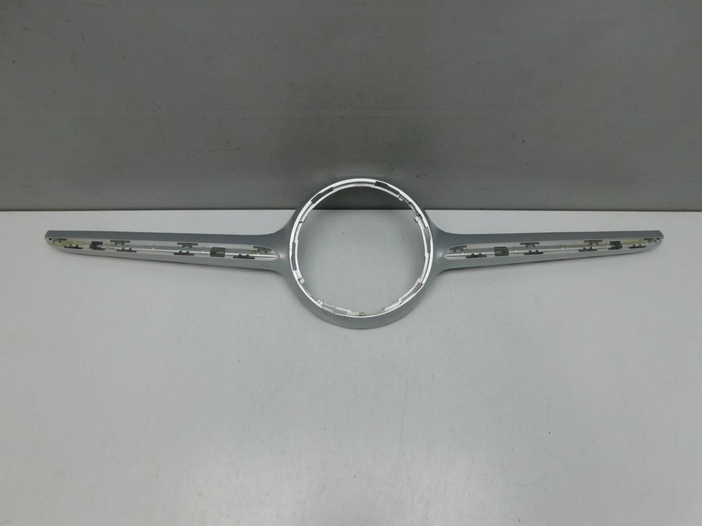 Накладка на решетку радиатора