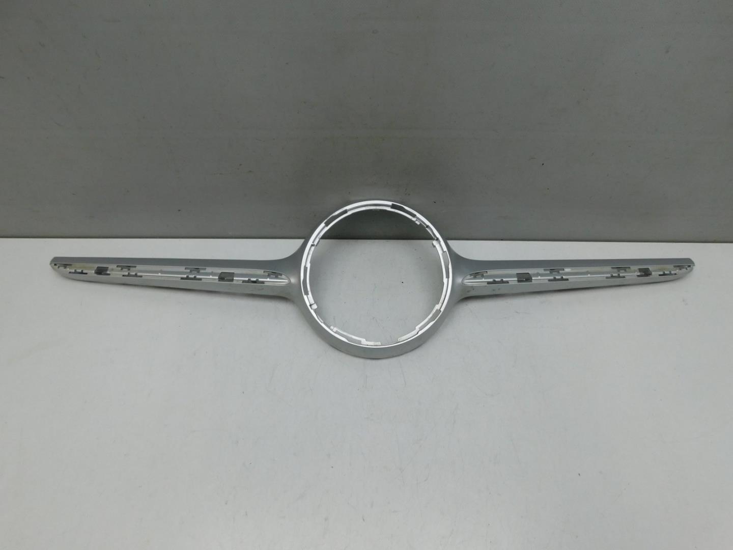 Накладка на решетку радиатора