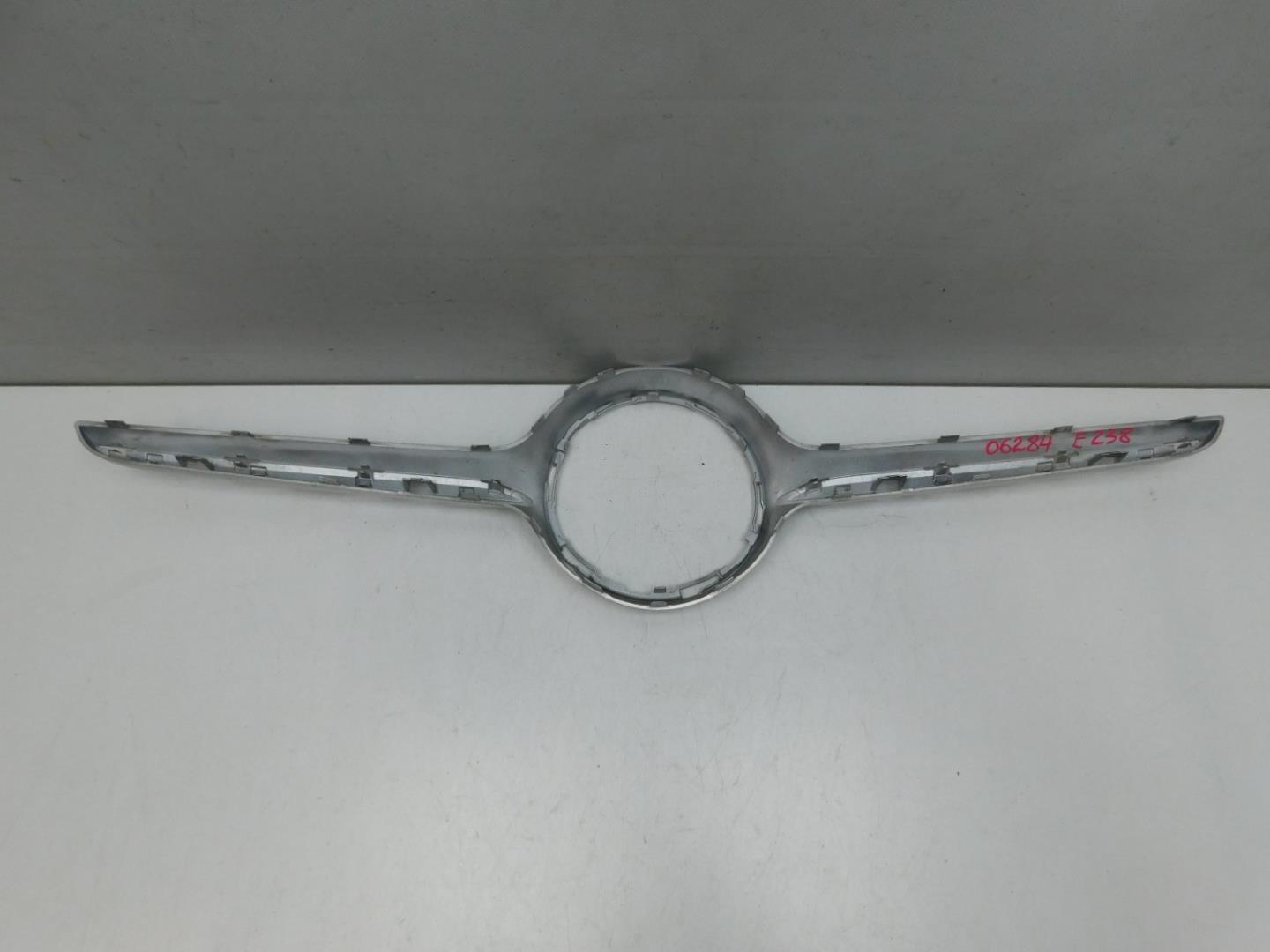 Накладка на решетку радиатора