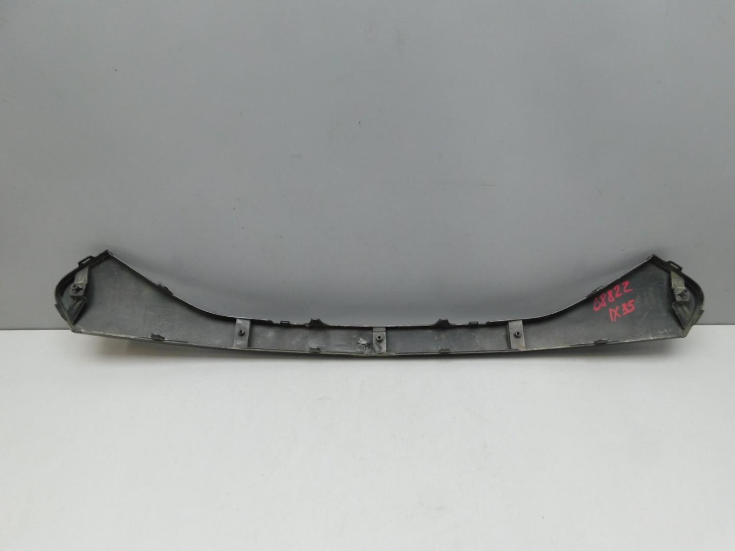 Накладка на решетку радиатора