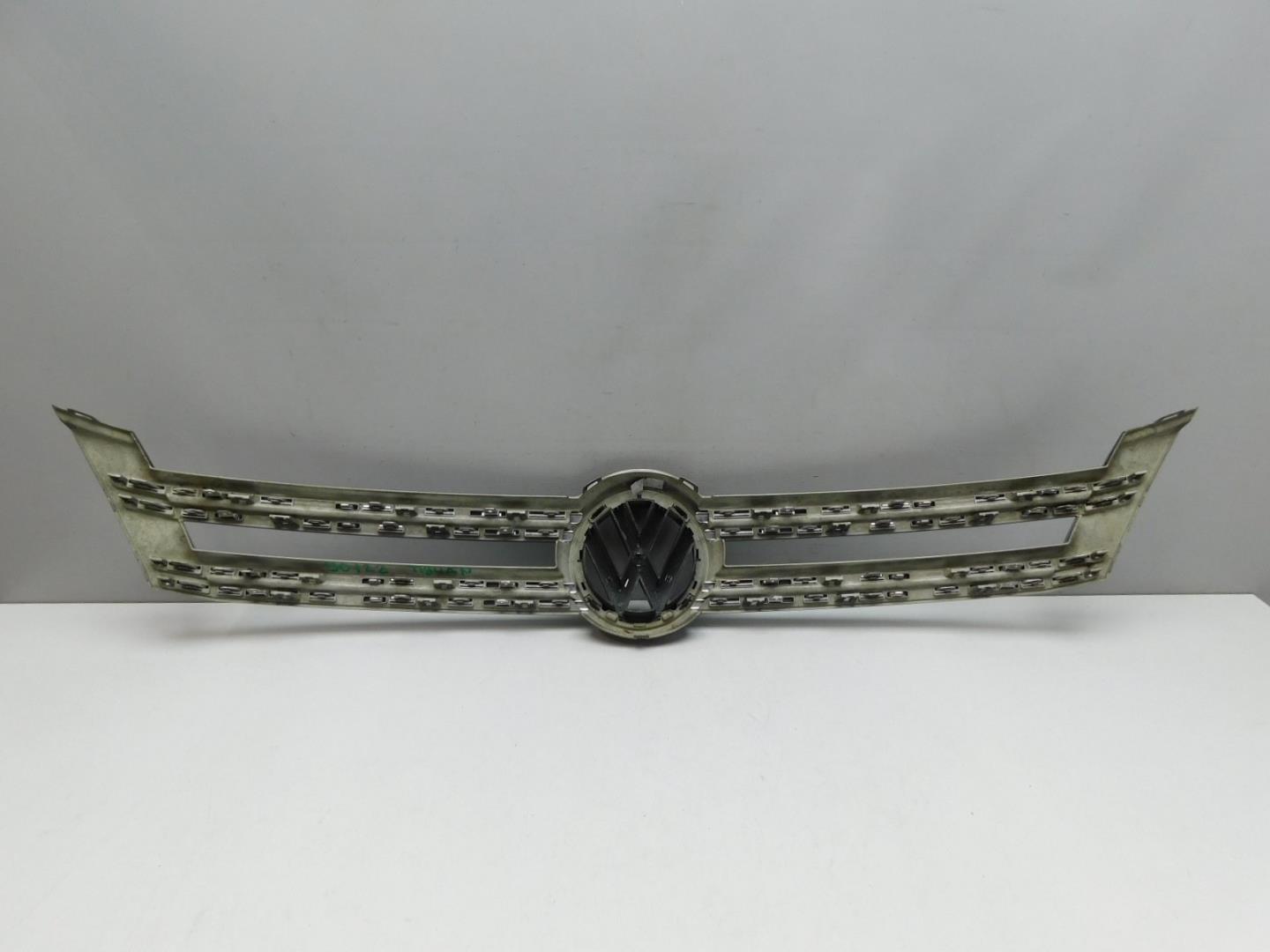 Накладка на решетку радиатора