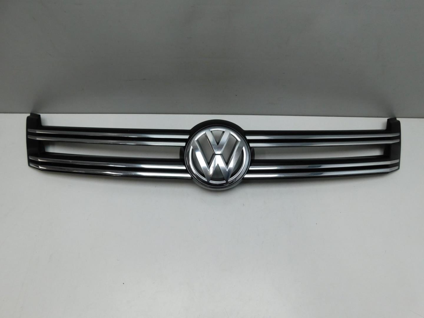 Накладка на решетку радиатора