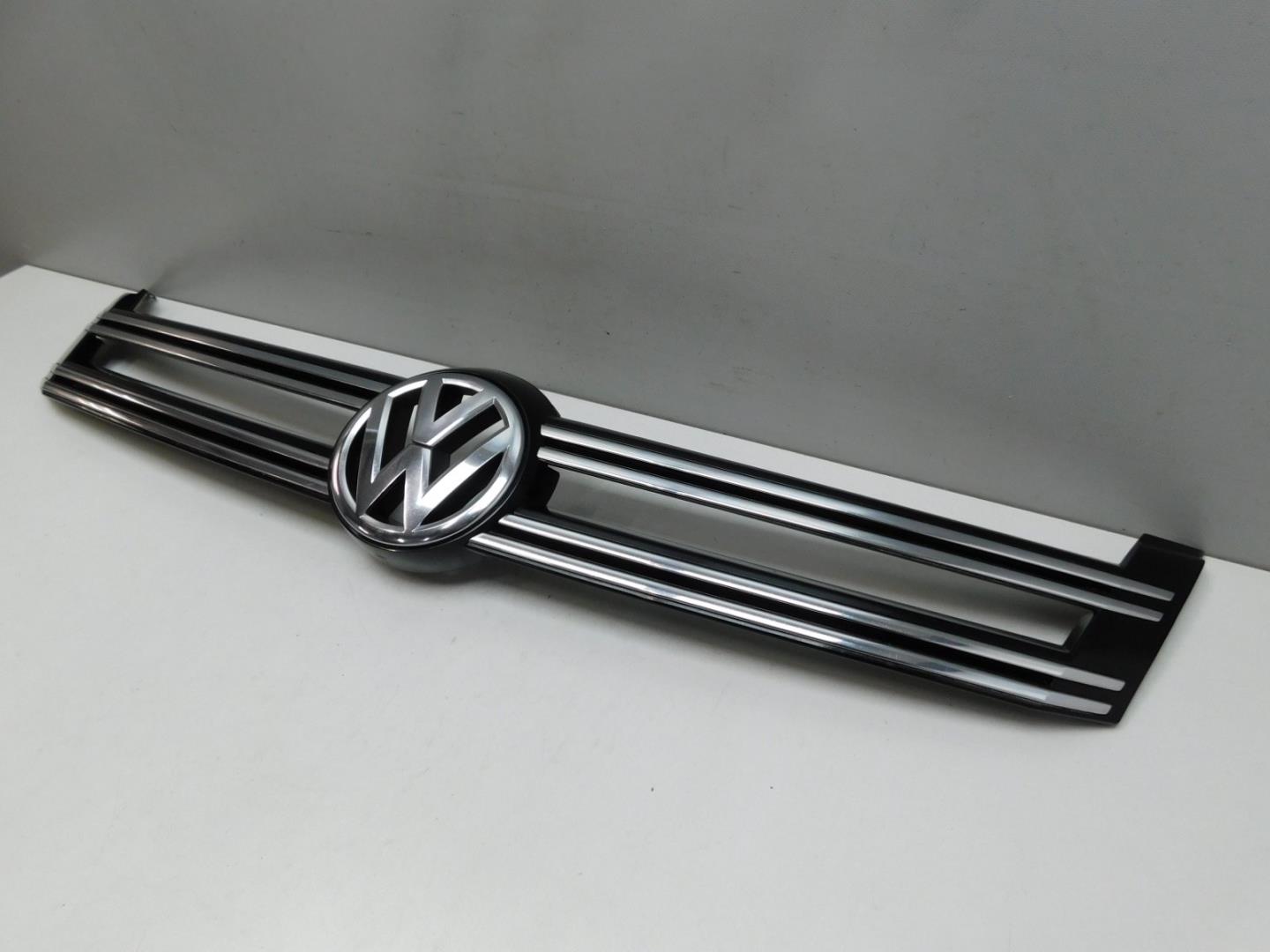 Накладка на решетку радиатора