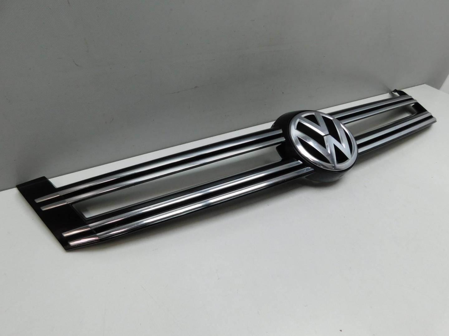 Накладка на решетку радиатора