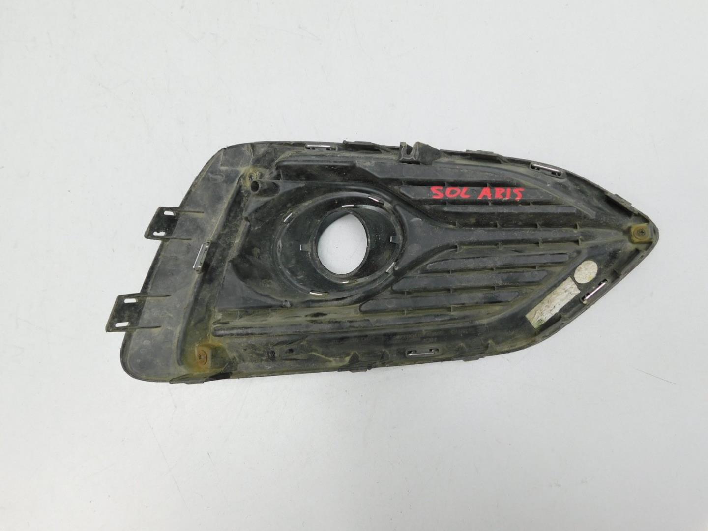 Решетка в бампер левая