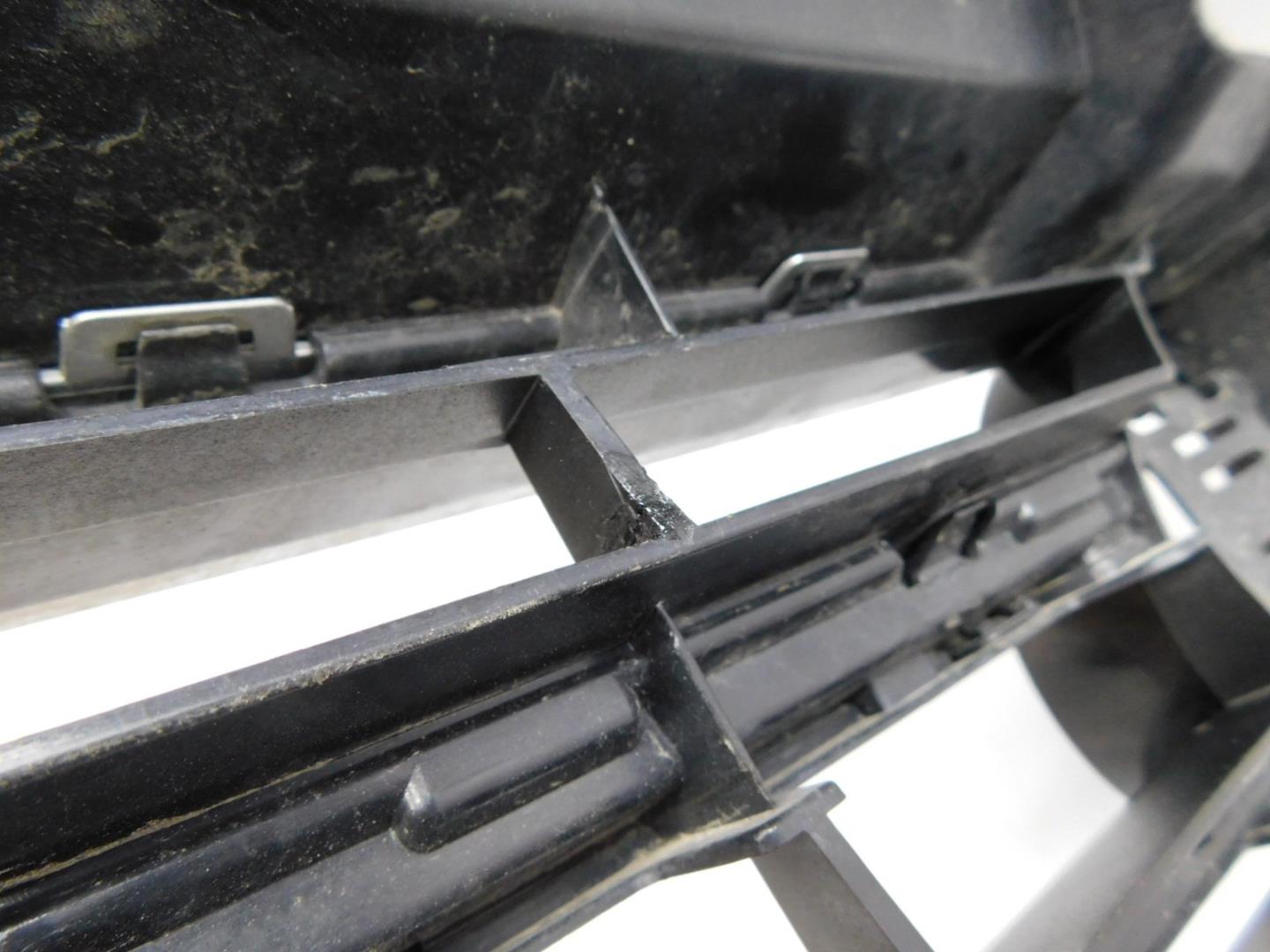 Решетка радиатора