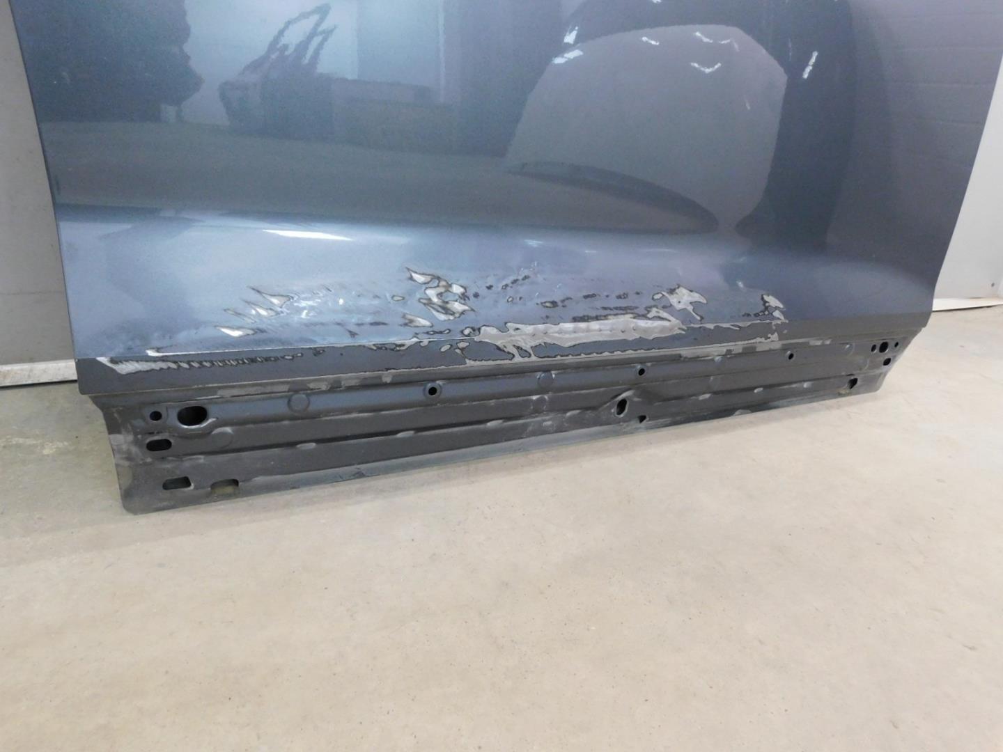 Дверь передняя правая