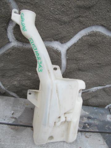 Бачок омывателя лобового стекла