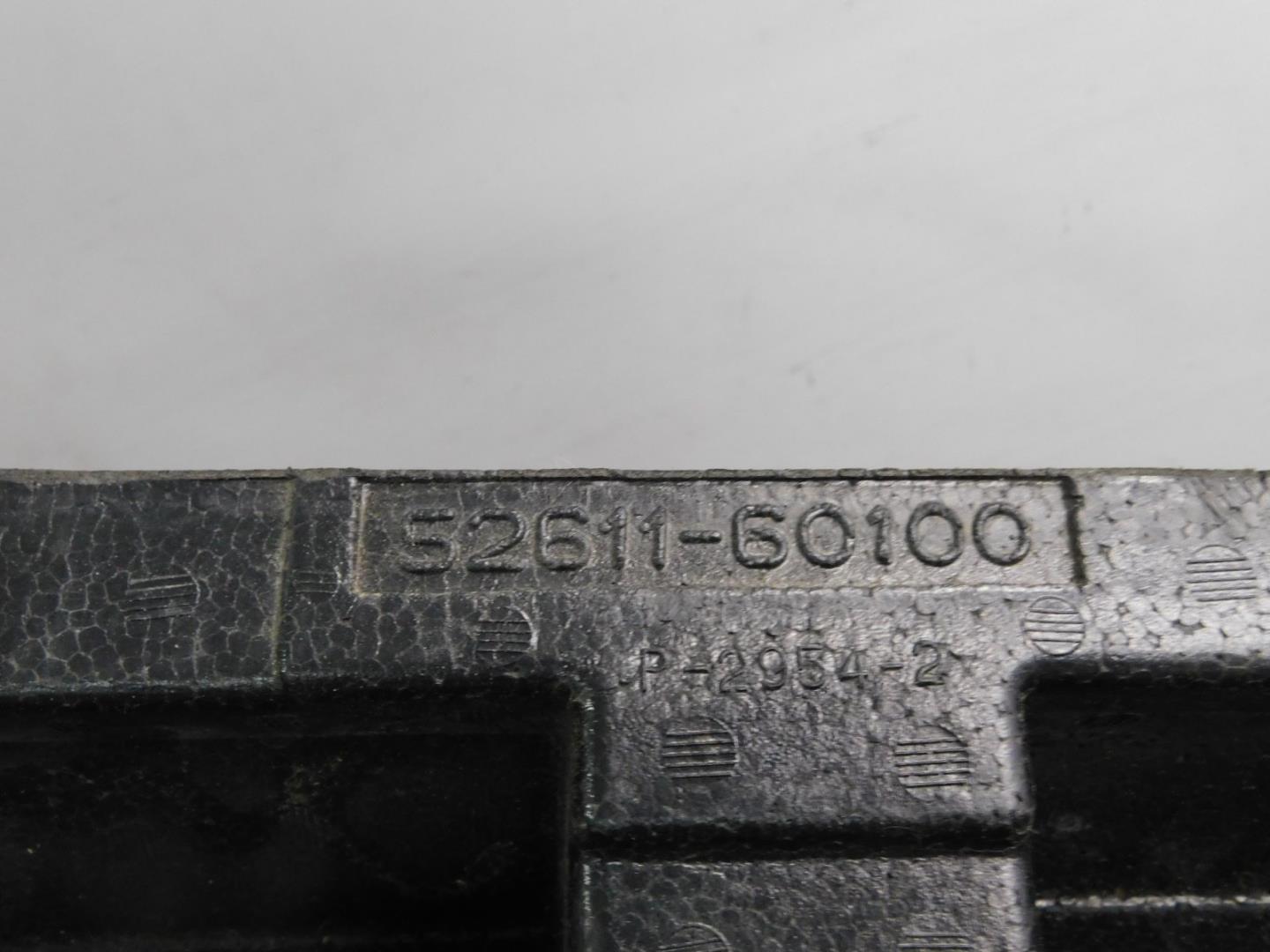 Усилитель переднего бампера