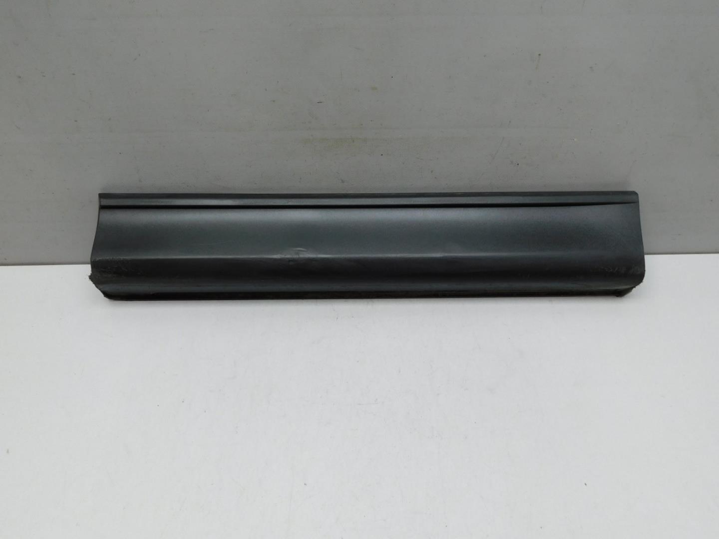 Накладка двери задней левой