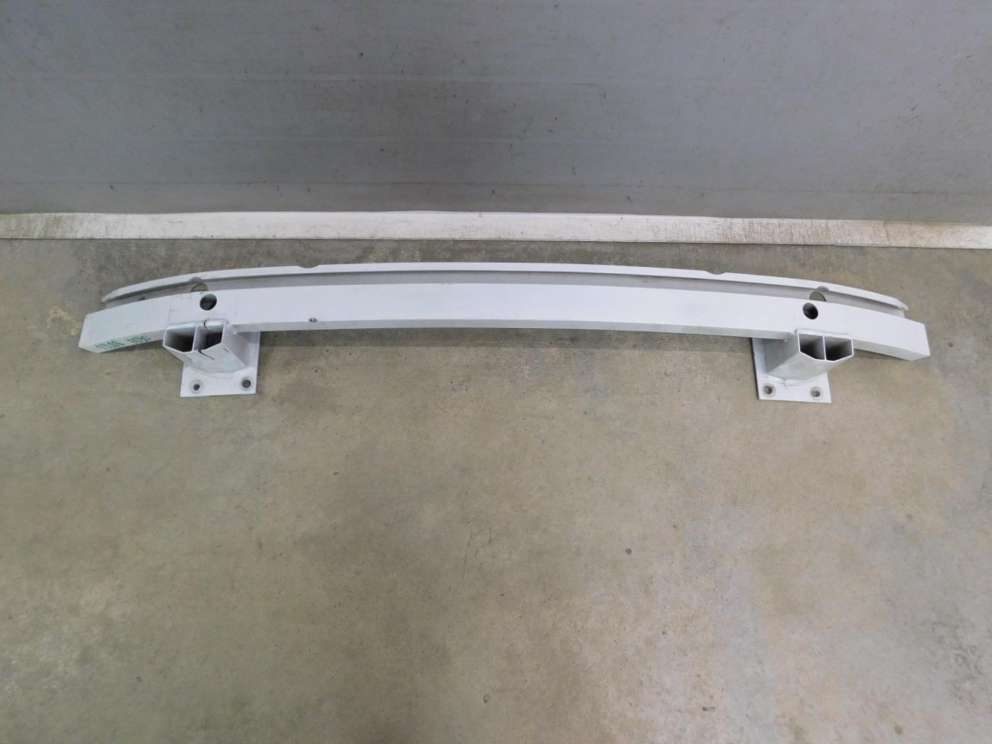 Усилитель заднего бампера