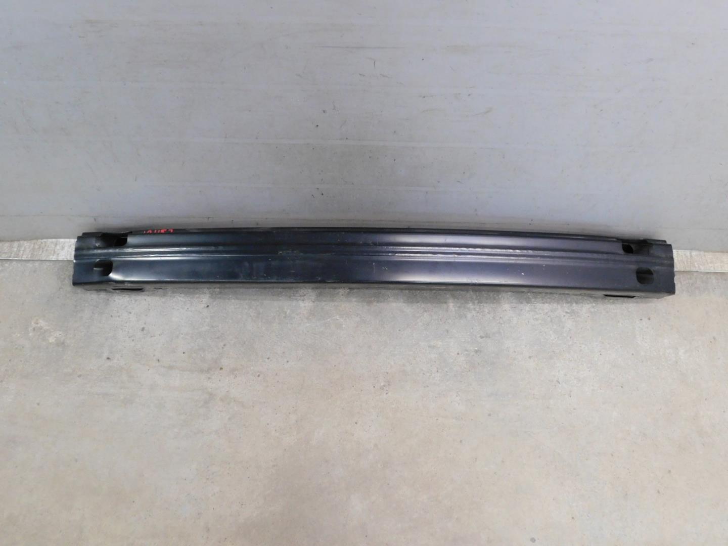 Усилитель заднего бампера