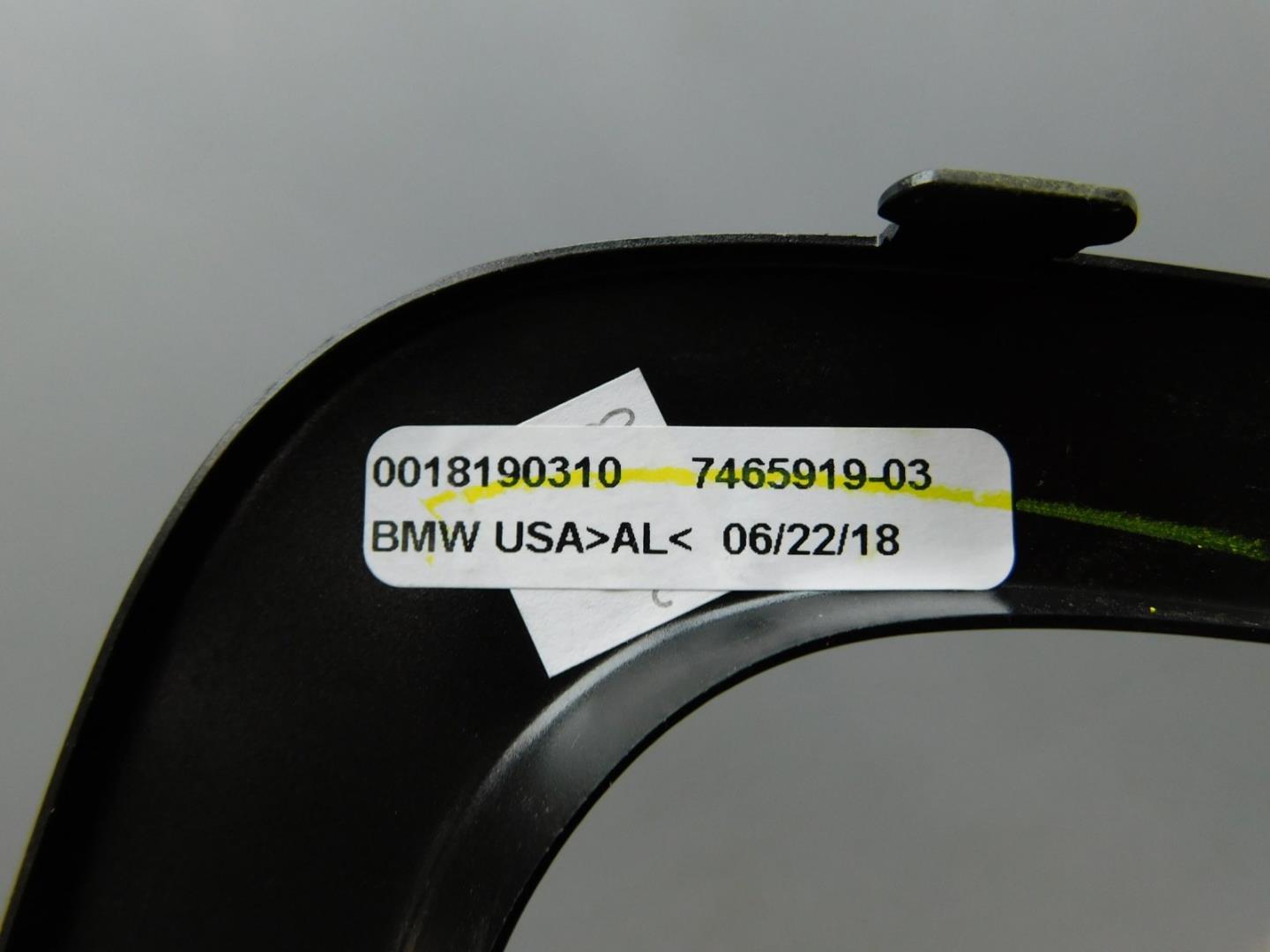 Накладка стекла заднего левого