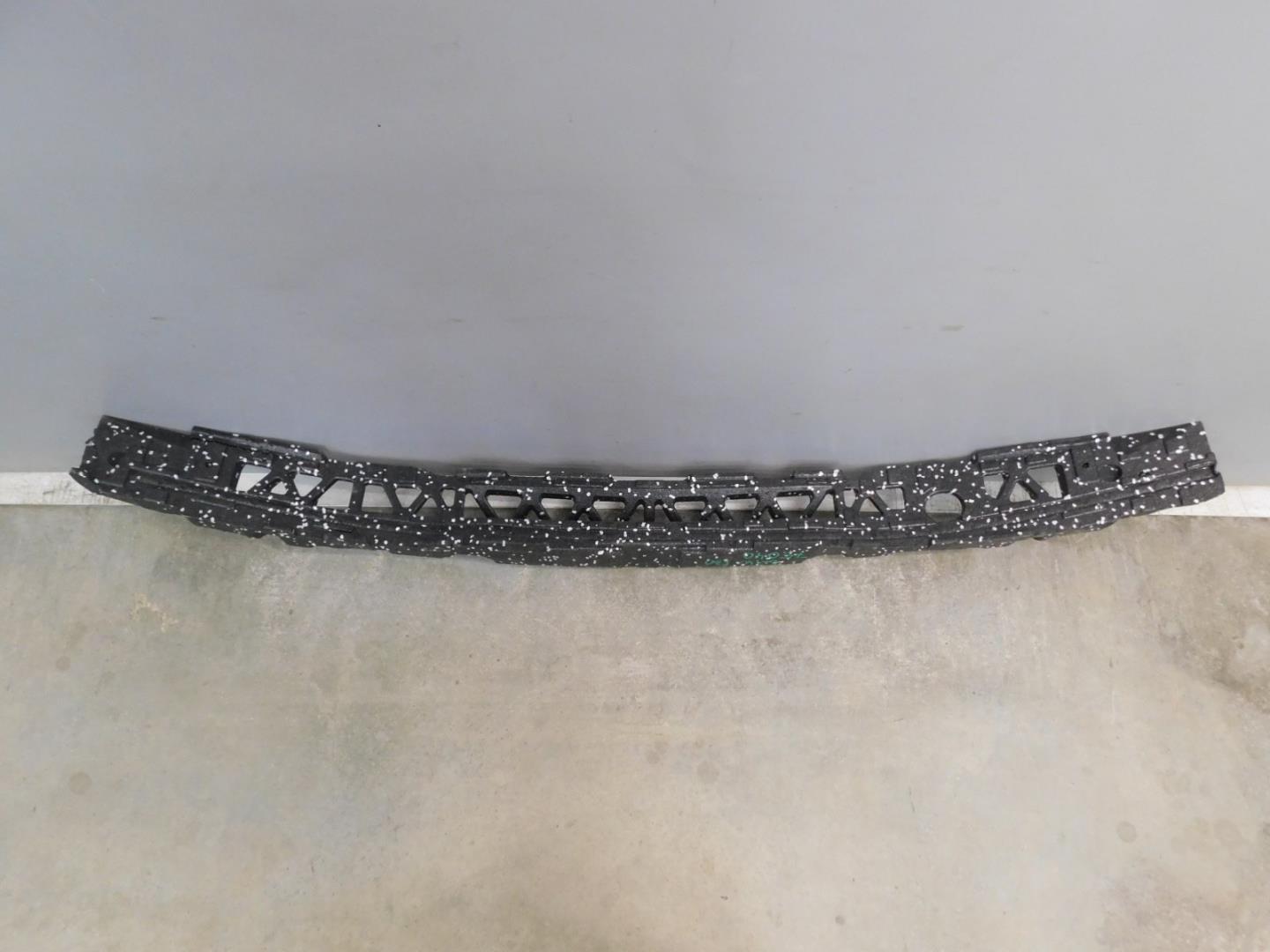 Усилитель заднего бампера