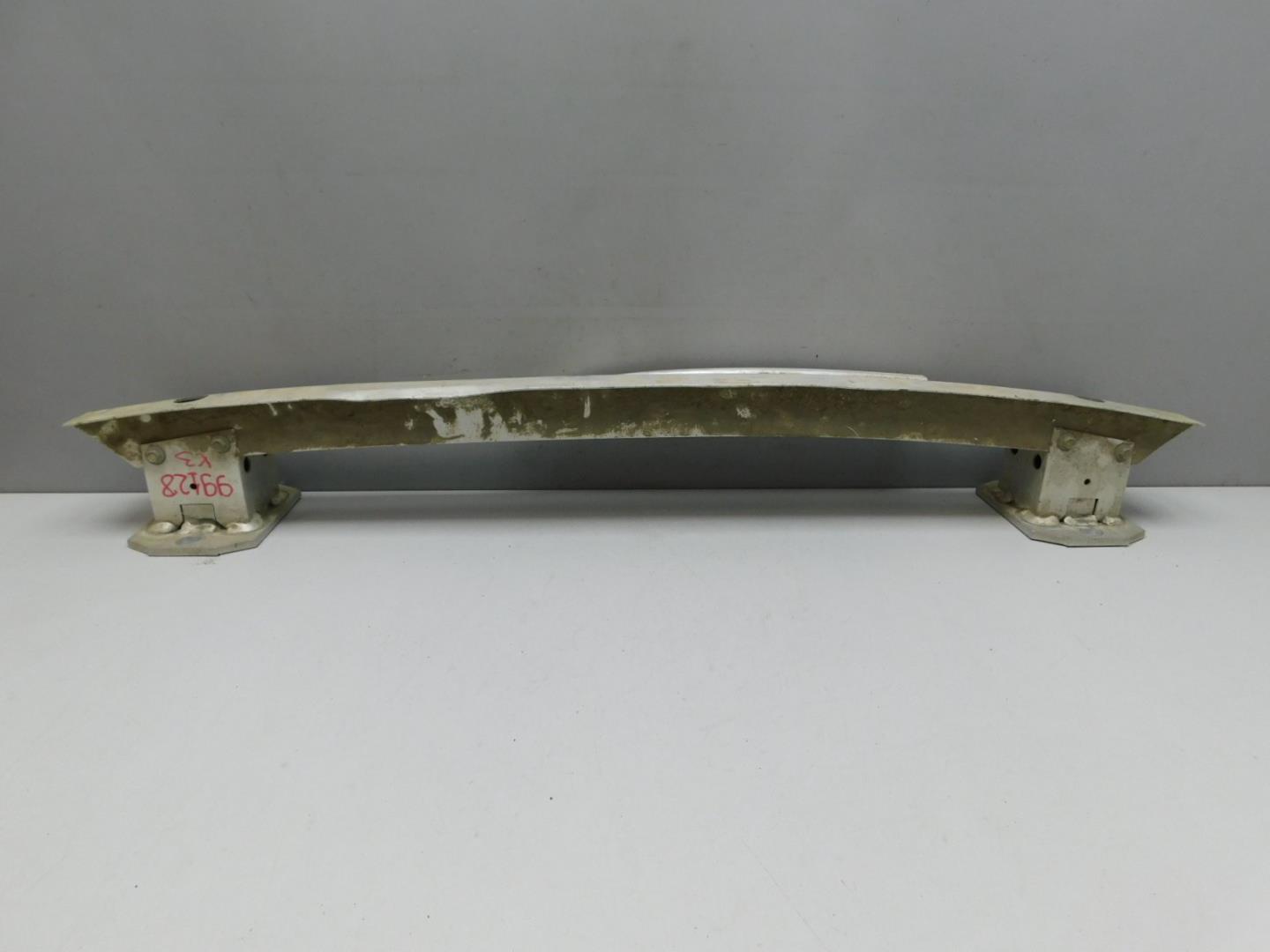 Усилитель заднего бампера