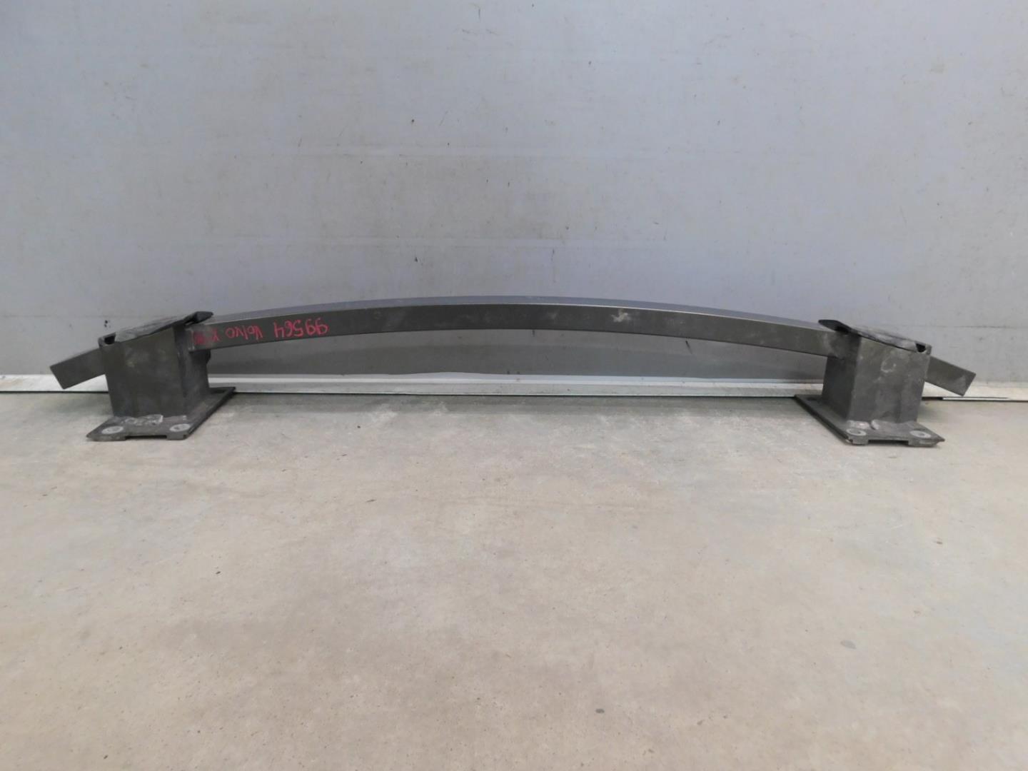 Усилитель заднего бампера