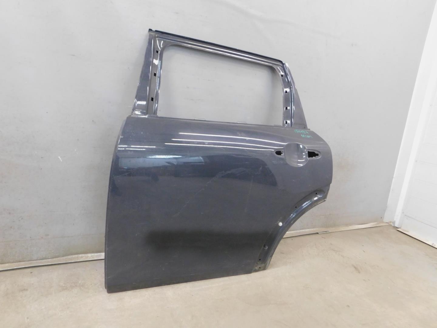 Дверь задняя левая