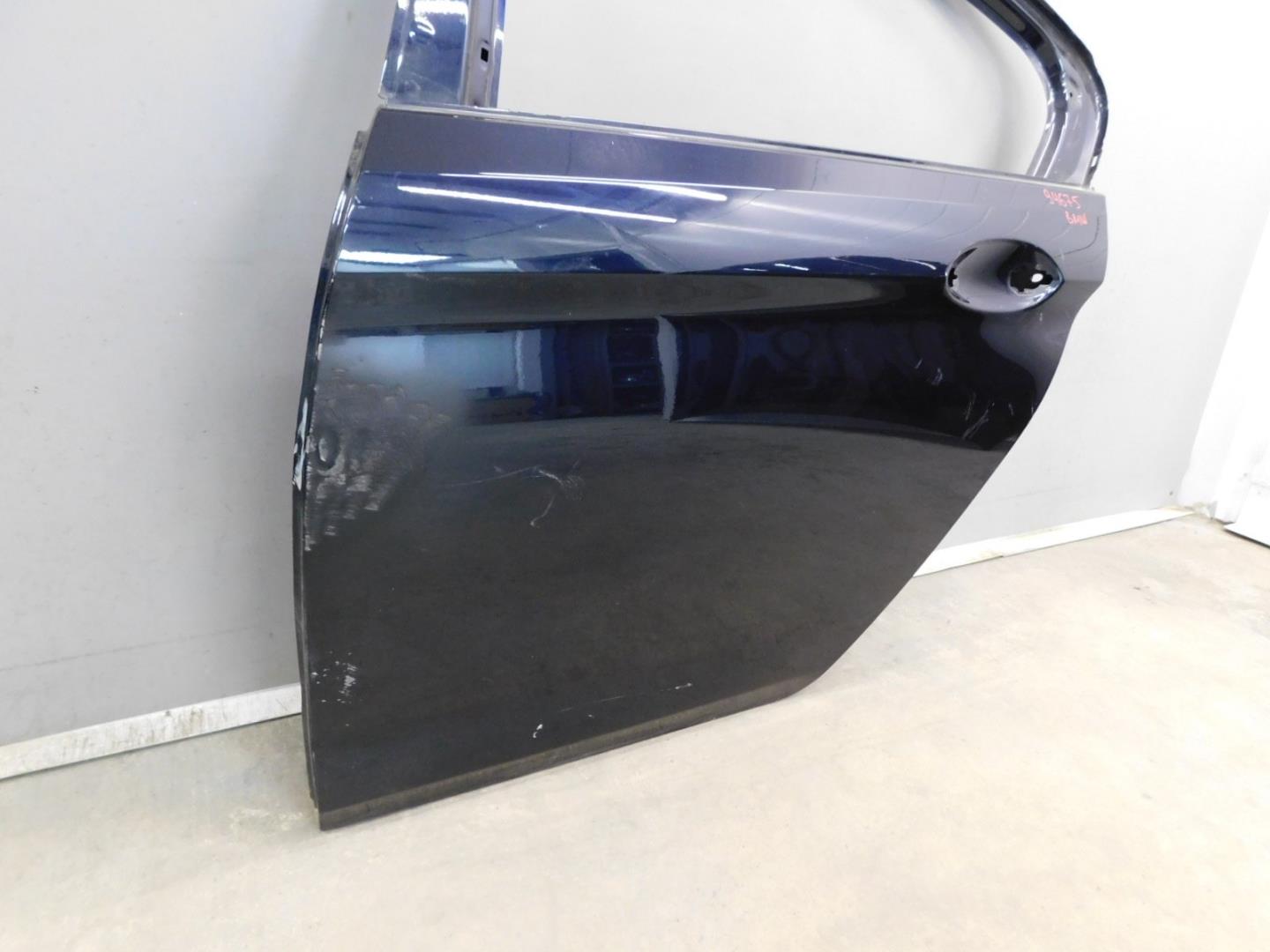 Дверь задняя левая