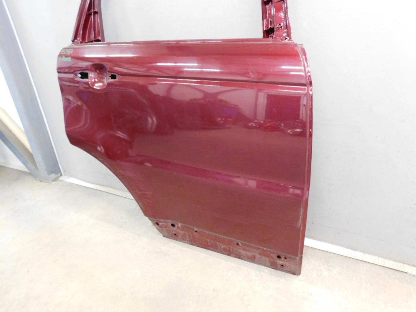 Дверь задняя правая