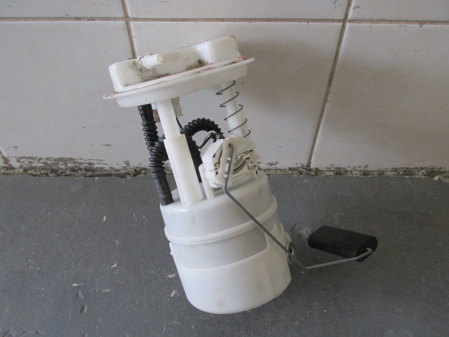 Насос топливный электрический