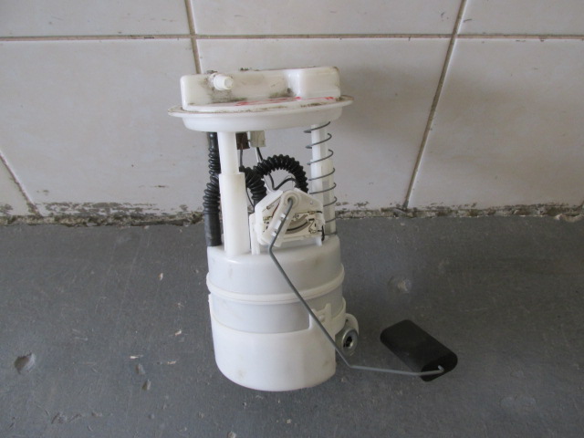 Насос топливный электрический