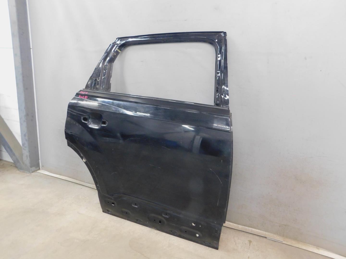 Дверь задняя правая