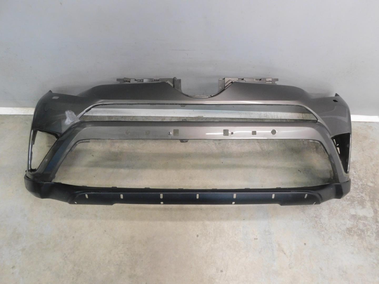 Бампер передний