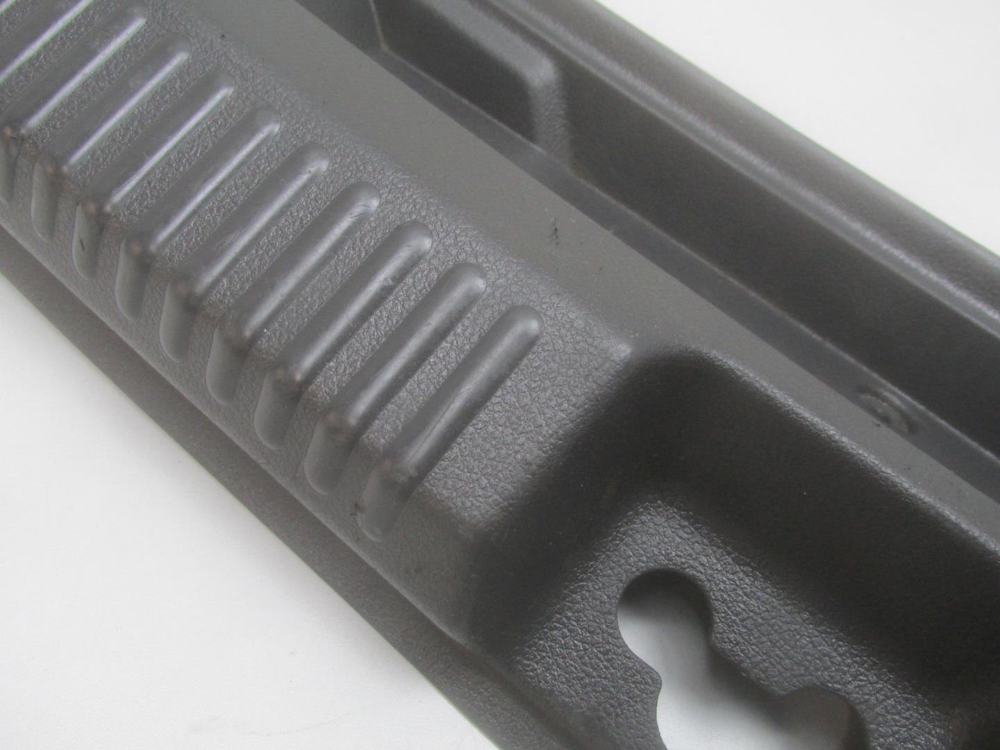 Обшивка багажника