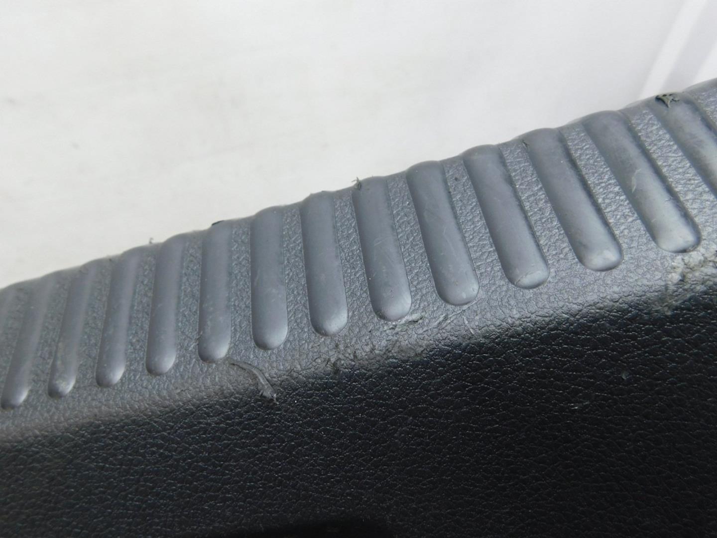 Обшивка багажника