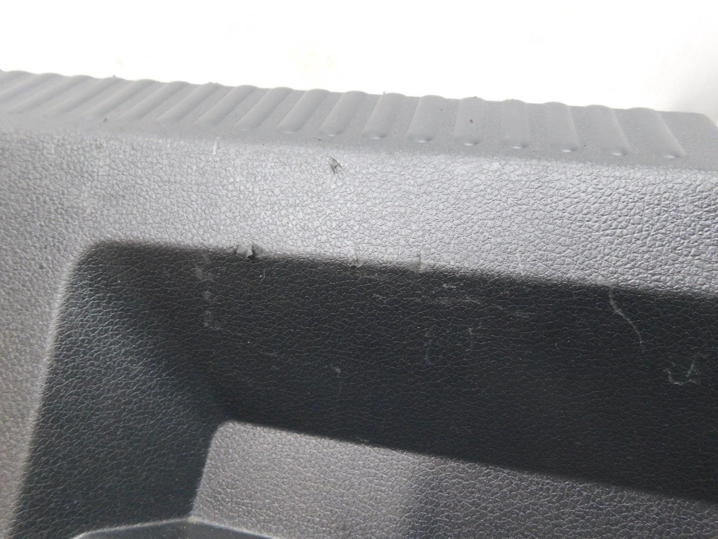 Обшивка багажника