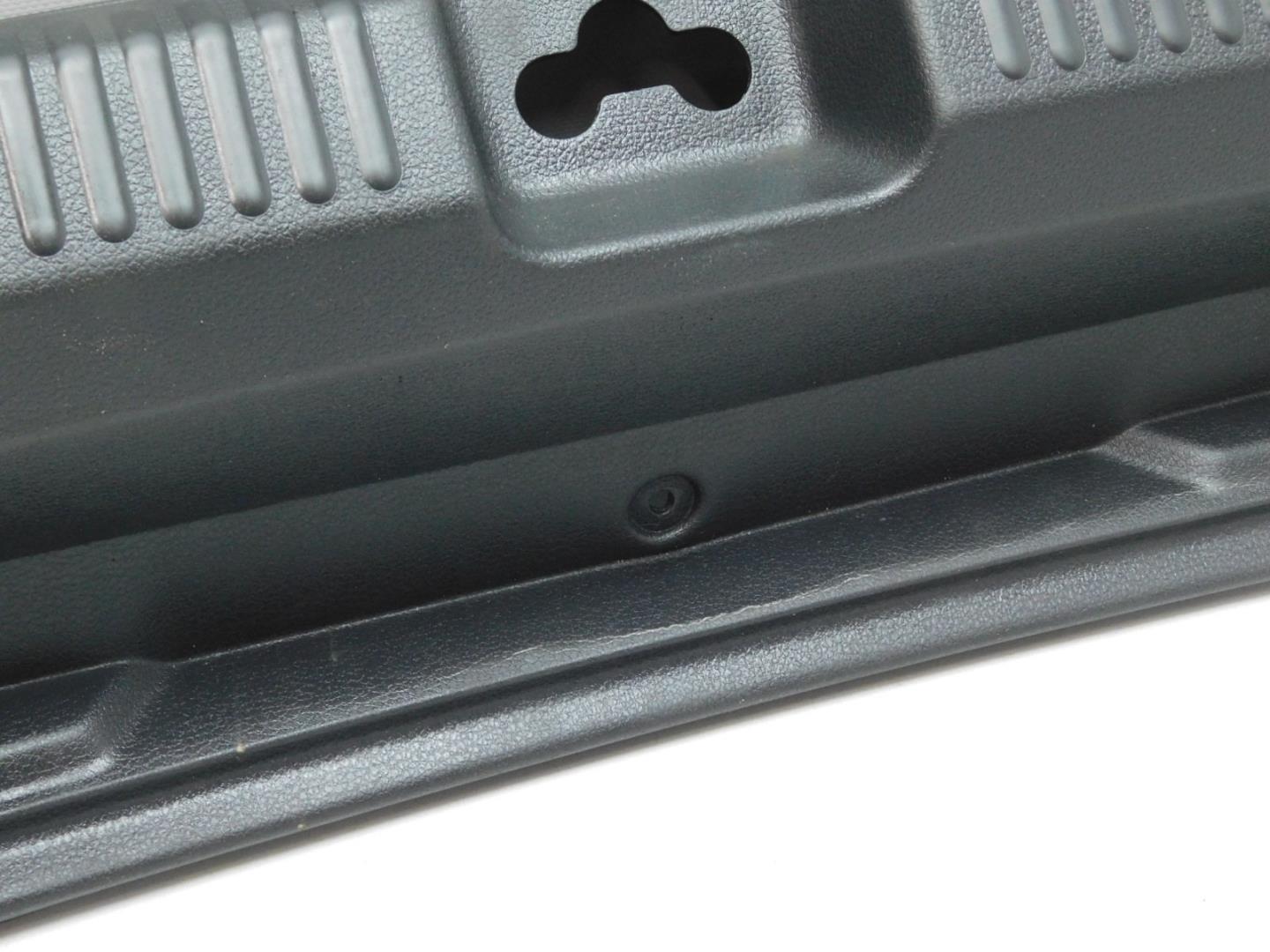 Обшивка багажника