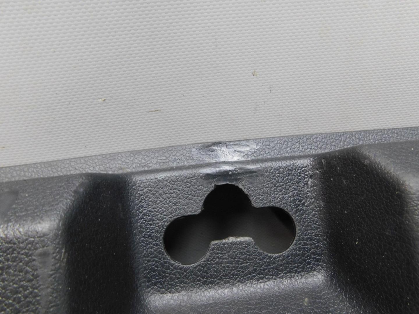 Обшивка багажника